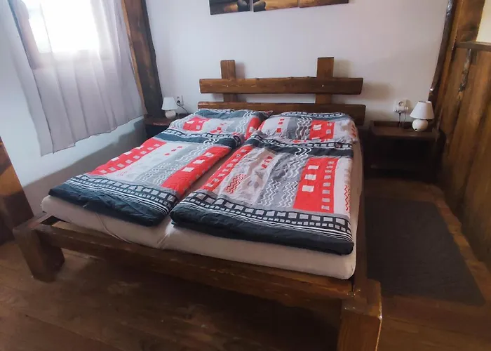 Ubytovani V Klimatizovanych Chatickach Stit
