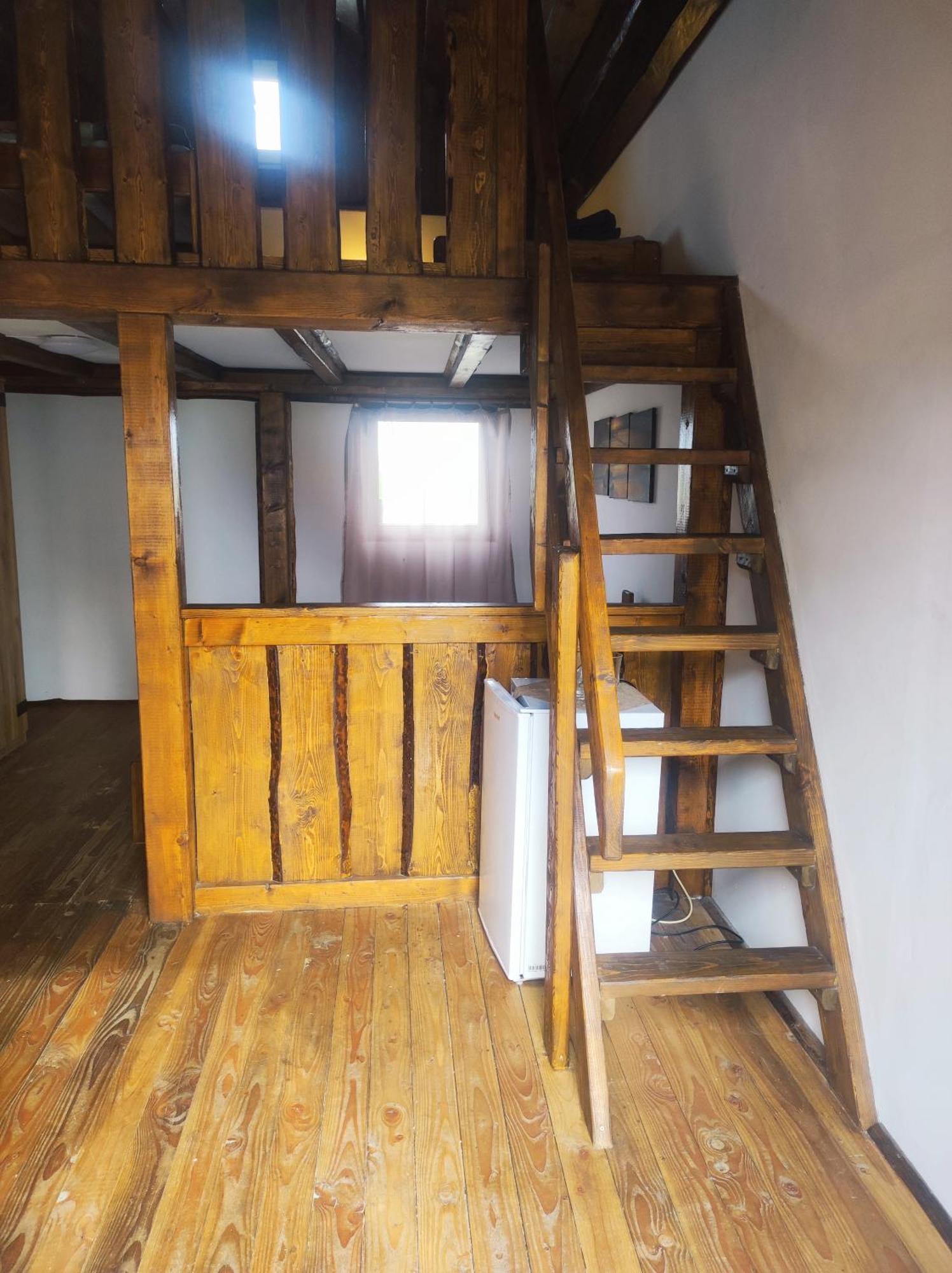 V Klimatizovanych Chatickach Stit * Chlumec nad Cidlinou